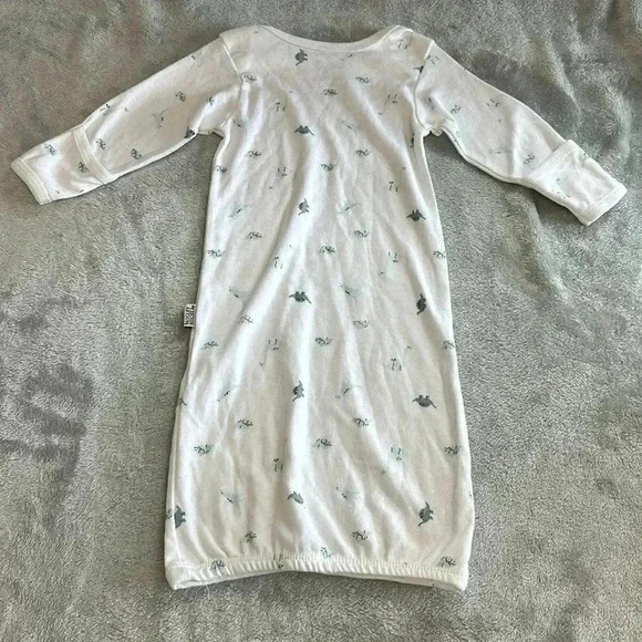 Badgley Mischka - cotton night  gown. Size 0-3 months - Picture 3 of 4